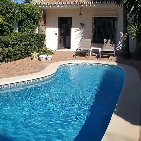 Front Line Beach Villa *